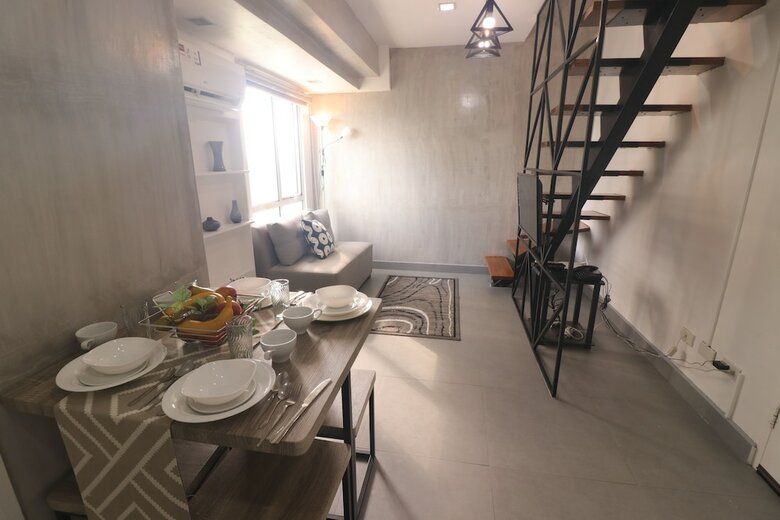 Oasis Regency At Fort Victoria Bgc