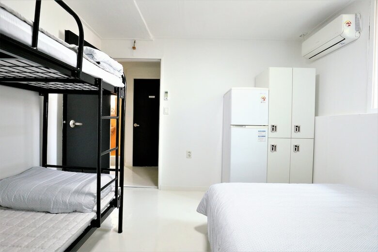Hostal Zibro S - Hostel
