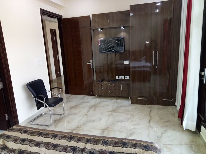 Hotel Srm House