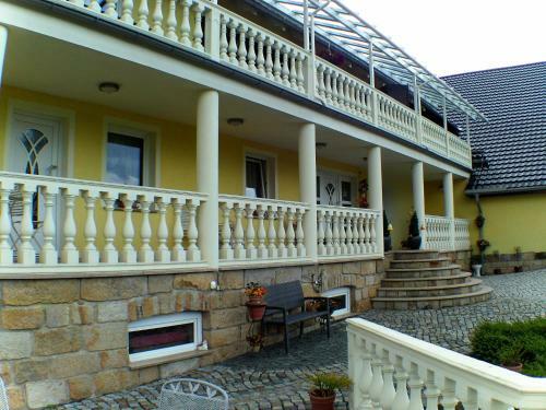 Captivating Apartment In Lichtenhain With Pond