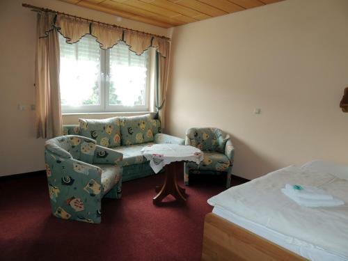 Apartamentos G�stehaus Am Hirtenberg