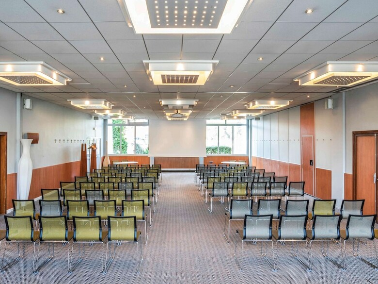Hotel Novotel Evry Courcouronnes