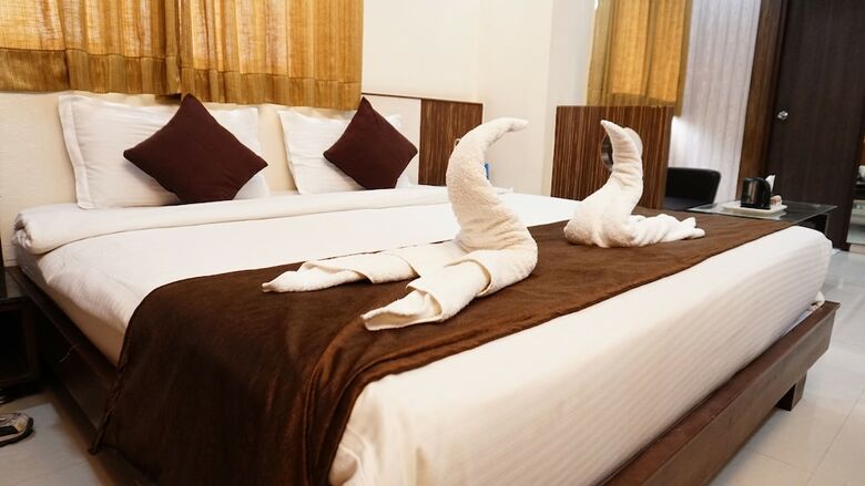 Fabhotel Hotel Kohinoor Plaza