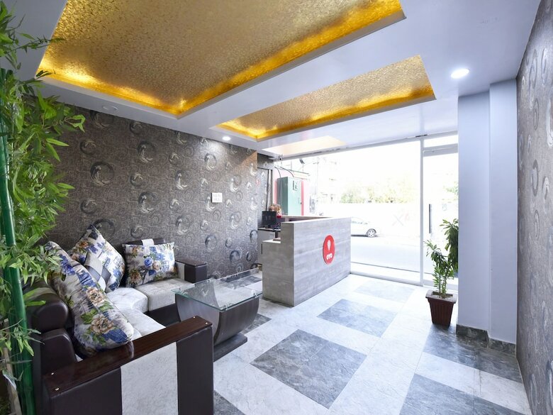 Oyo 12421 Hotel Gt View