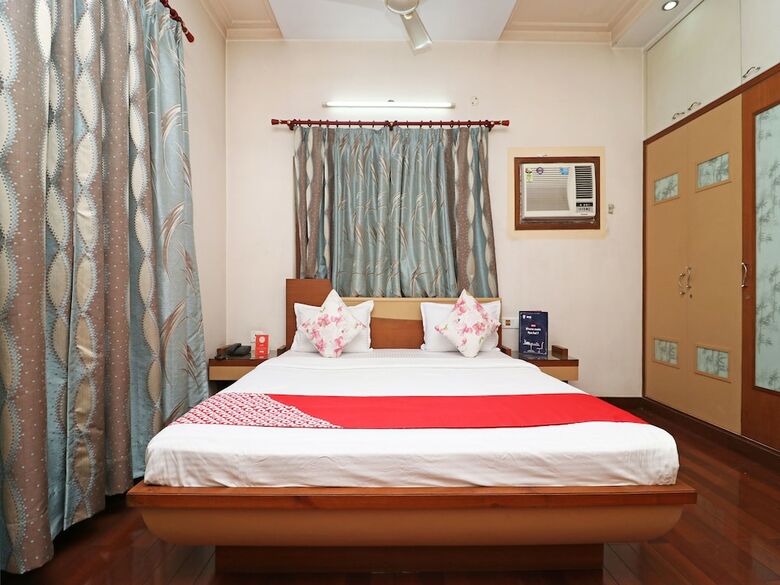 Hotel Oyo 11920 Rishta Inn