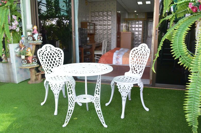 Hotel Charan 41 Hostel