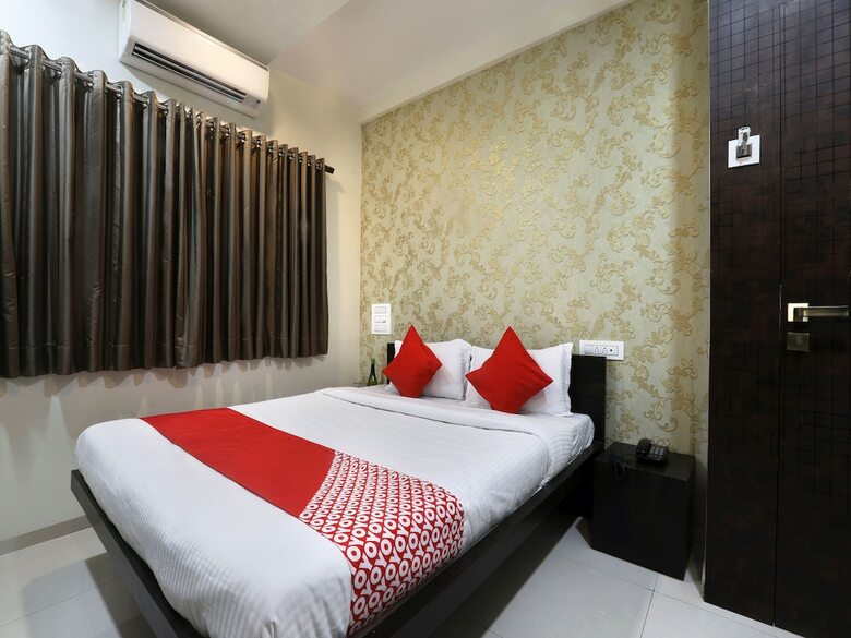 Hotel Oyo 12205 Vishnupriya Regency