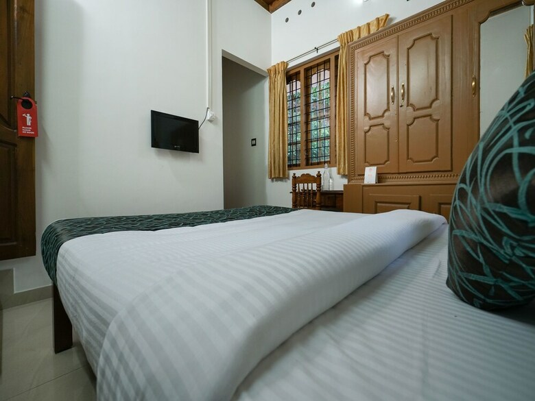 Hotel Oyo 12026 Planter's Villa