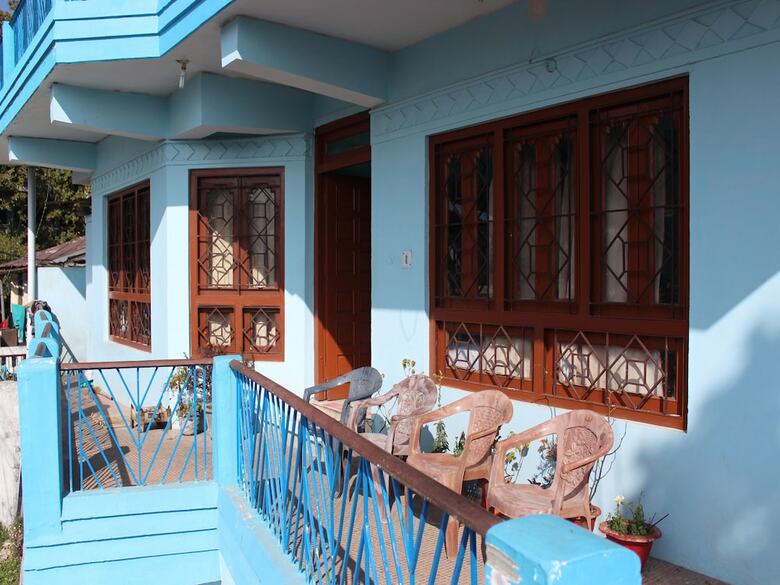 Oyo 12782 Hotel Sweet Home