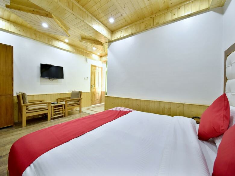Hotel Oyo 12271 Avenue Manali