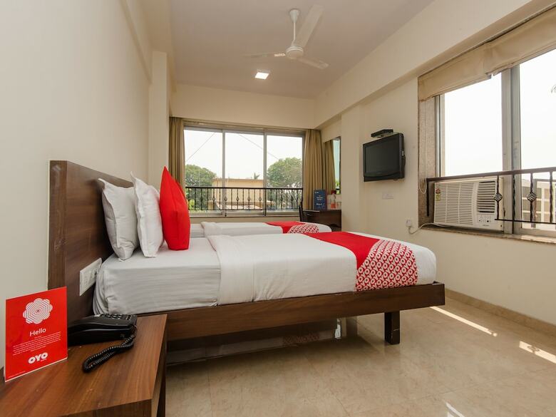 Hotel Oyo 12349 Imperial Plus