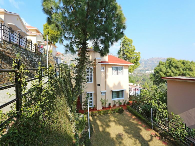 Oyo 11942 Home 3bhk Bunglow Sattal