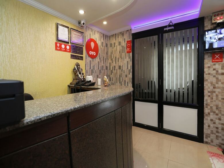 Hotel Oyo 12721 Vansh Regency