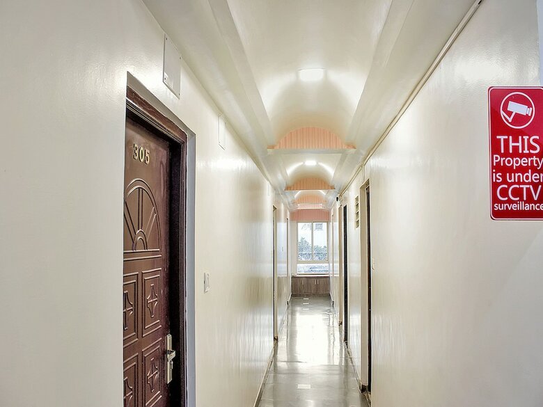 Oyo 10678 Hotel Nandanvan