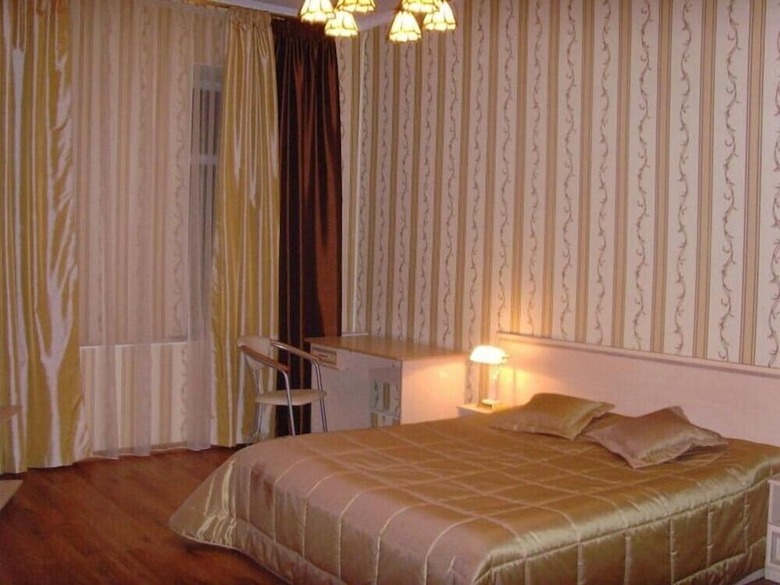 Mini-hotel On Sredny Prospekt V.o