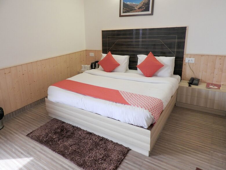 Oyo Flagship 8421 Hotel Seven Hills