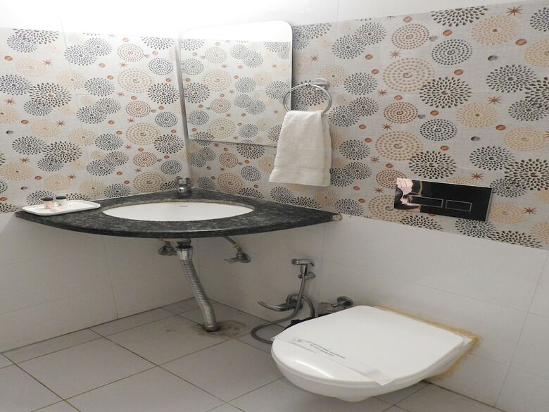 Oyo Flagship 8421 Hotel Seven Hills