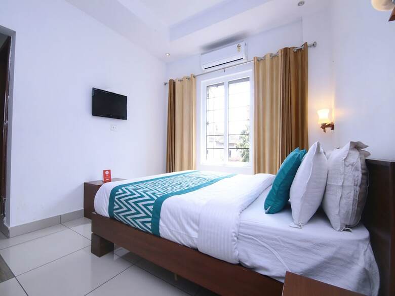 Oyo 11374 Hotel Pearl View Residency
