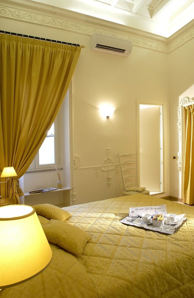 Hotel Suites Rome