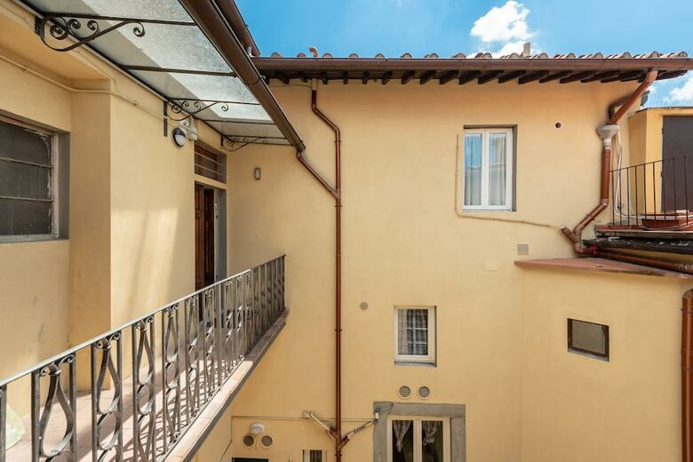 Guicciardini Suite Apartments