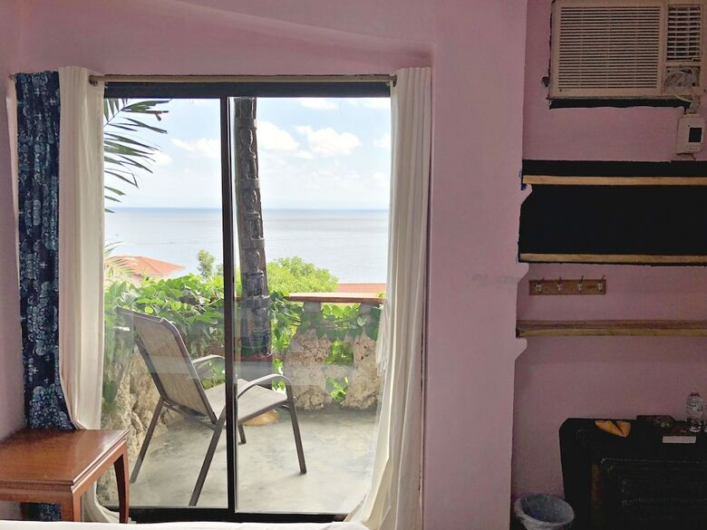 Hotel Bontoc Seaview Guesthouse