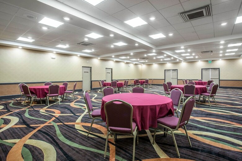 Clarion Hotel