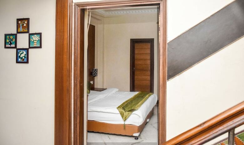 Hotel Treebo Magnate