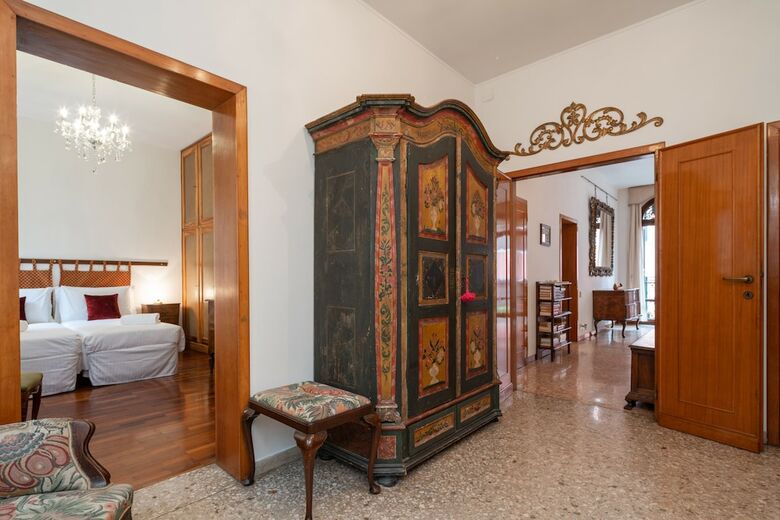 Ve.ni.ce Cera Casa Dolce Vita