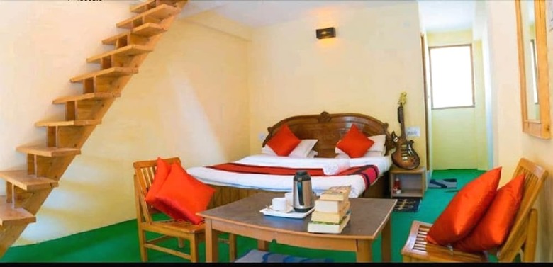 Hostal Rainbow Apple Villa