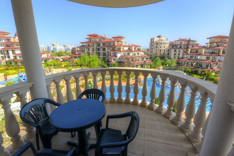Residencia Apartments In Complex Poseidon