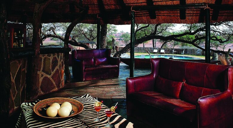 Posada Camelthorn Kalahari Lodge