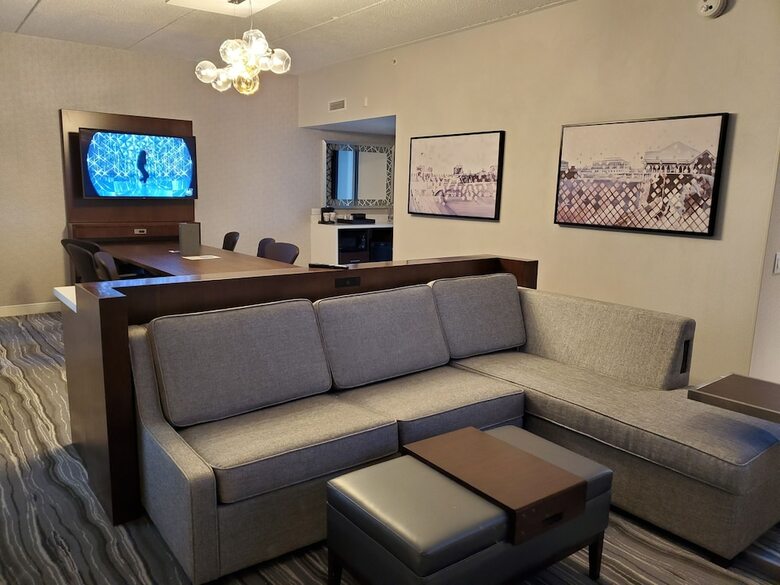 Hotel Embassy Suites Syracuse