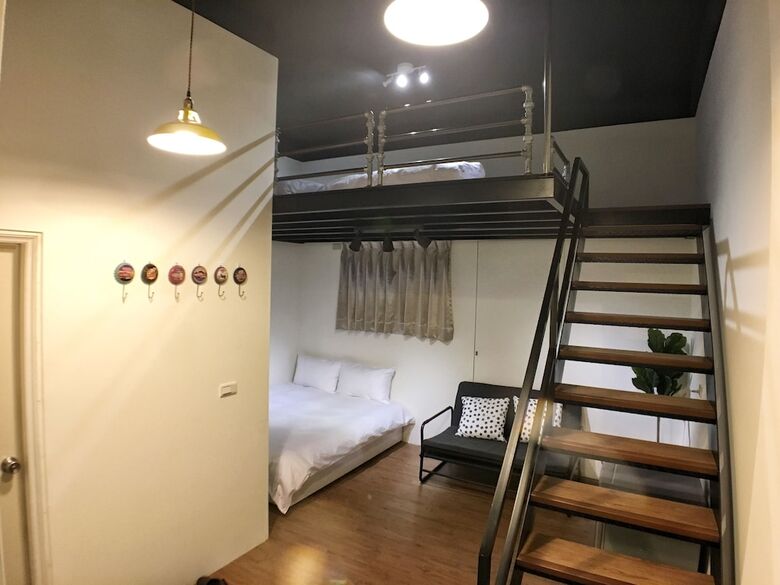 Hotel Feng Chia Europe 4