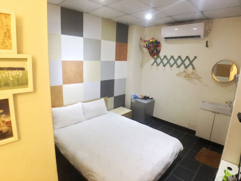 Hotel Feng Chia Europe 4
