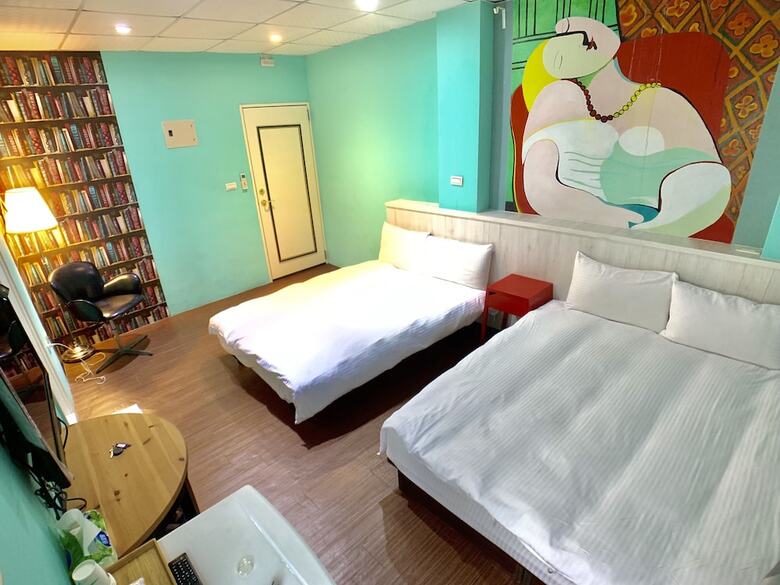 Hotel Feng Chia Europe 4