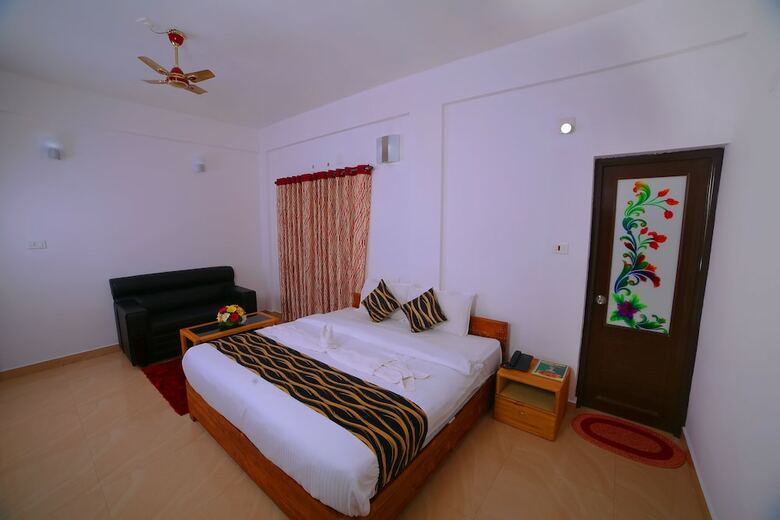 Hotel Pine Tree Munnar