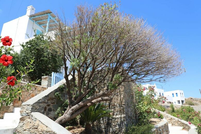 Sea View Villa At Livadi