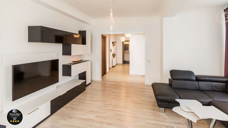 Apartamentos Deluxe Nicolle Solid Residence Mamaia