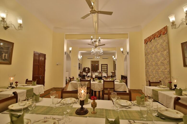 Hotel Roop Niwas Kothi