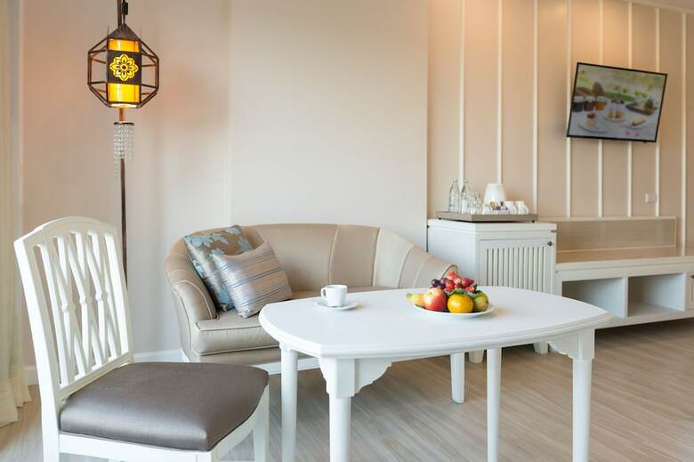Hotel The Riverie By Katathani