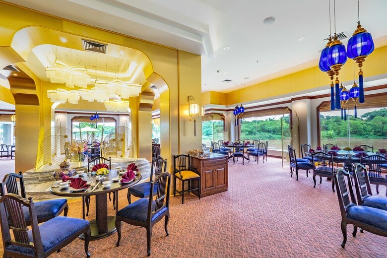 Hotel The Riverie By Katathani