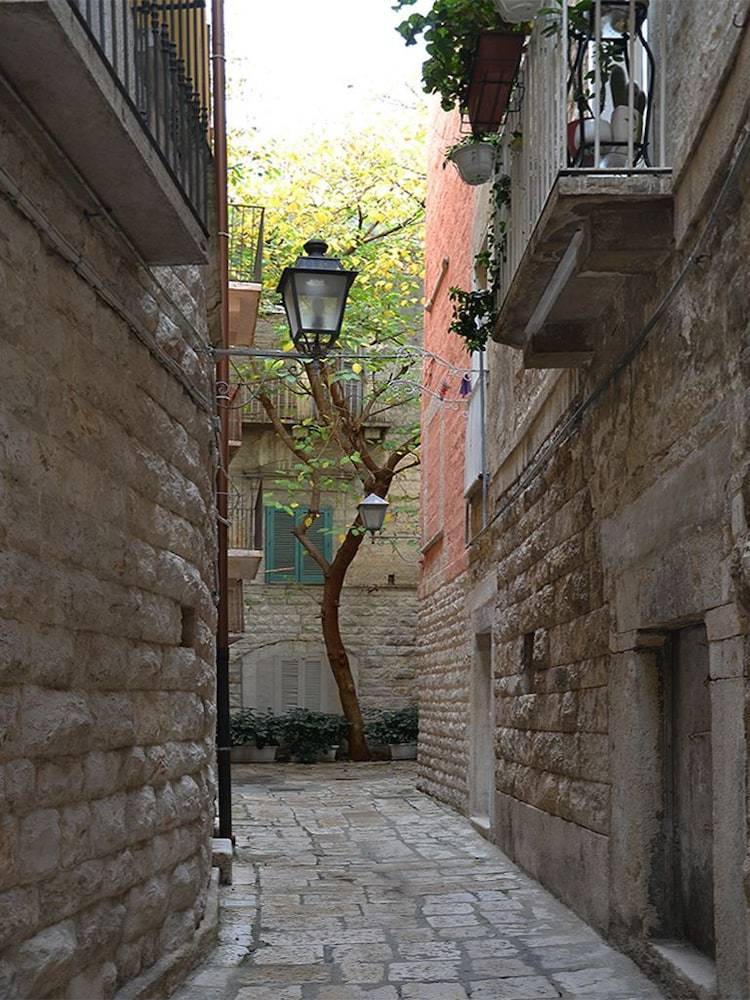Bed & Breakfast Suite Home Trani Old Town