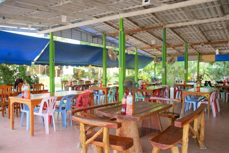 Hotel Kwanjai Resort