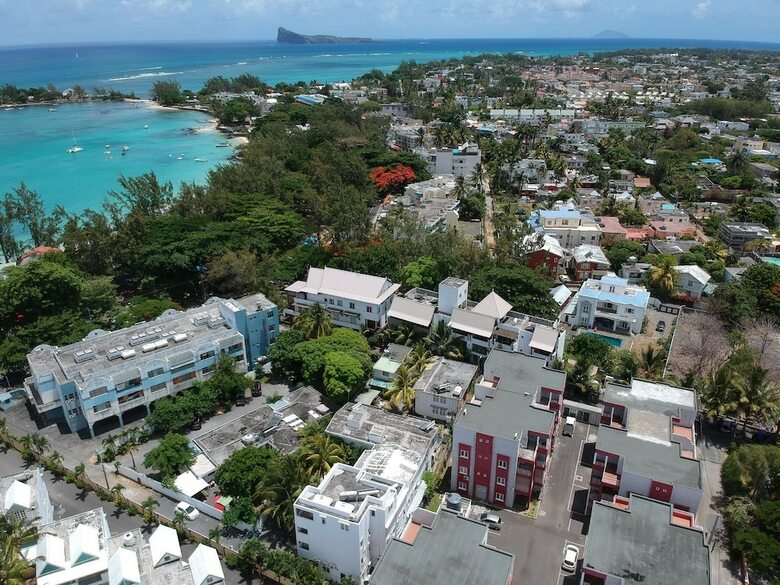 Az New Pereybere Beach Apartment