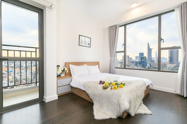 Rivergate Apartment