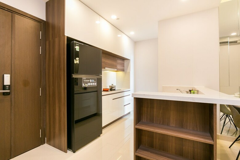 Rivergate Apartment