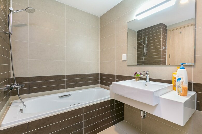 Rivergate Apartment