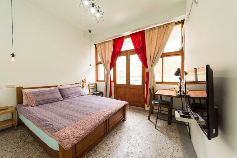 Hotel South Traveler