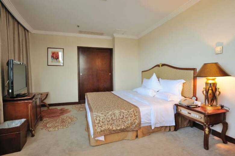 Fuzhou Meilun Hotel