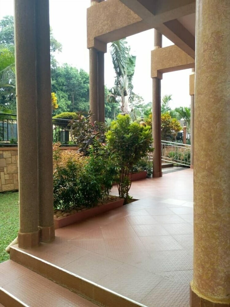 Abba Hotel